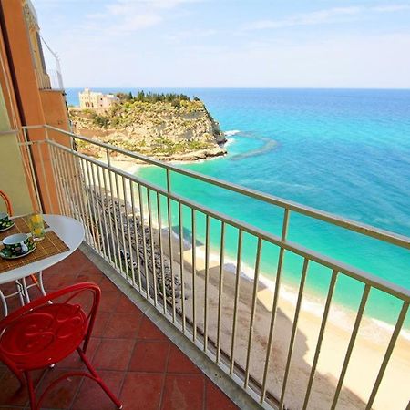 Isola Bella Sea-View Apartment Тропея Экстерьер фото