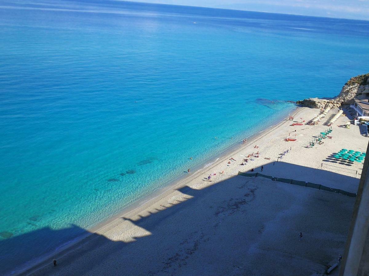 Isola Bella Sea-View Apartment Тропея Экстерьер фото