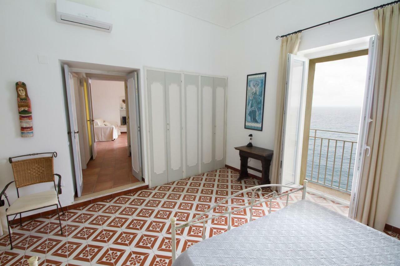 Isola Bella Sea-View Apartment Тропея Экстерьер фото